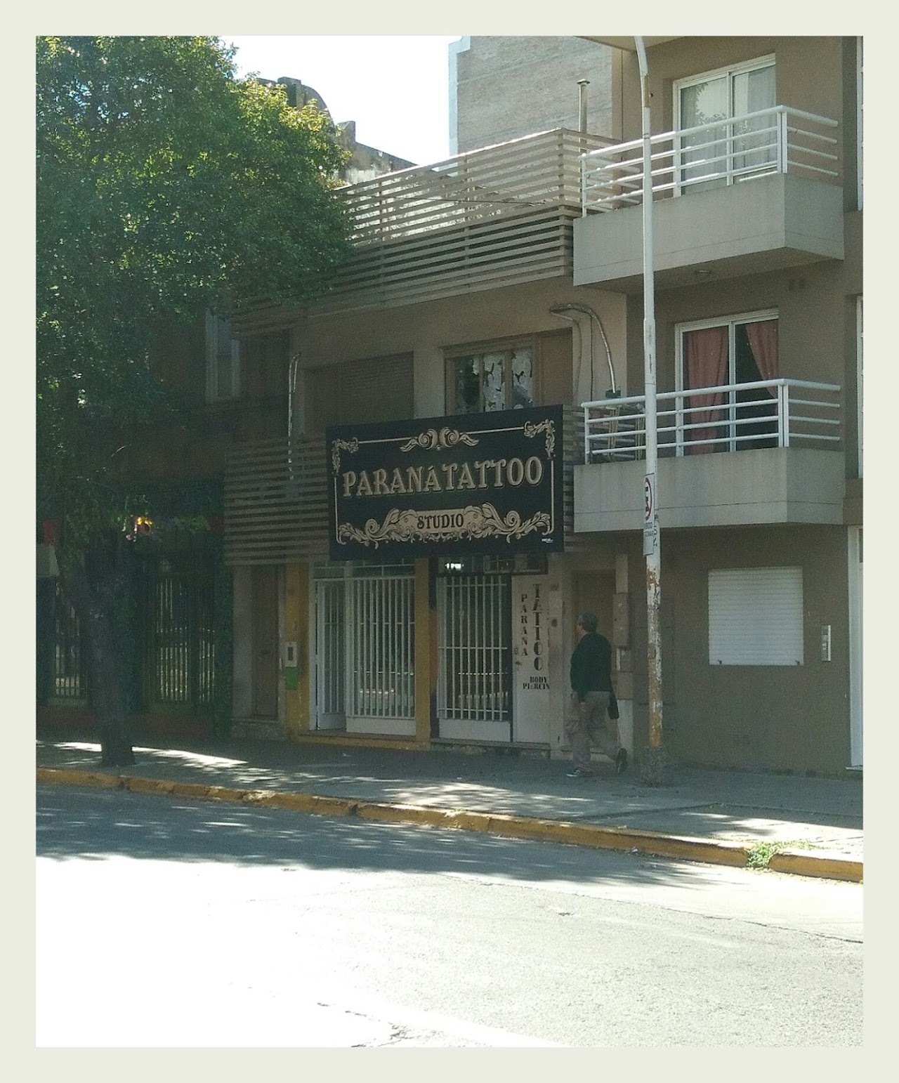 Parana Tattoo Studio - cartel y recepción